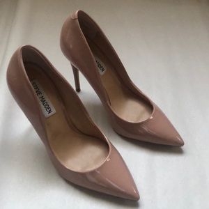 Steve Madden Daisie Pumps Size 6